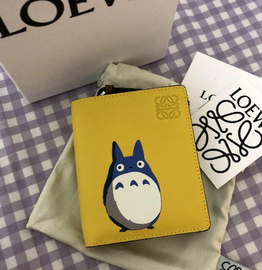 ロエベ LOEWE ジブリ トトロ コラボ 二つ折り 財布